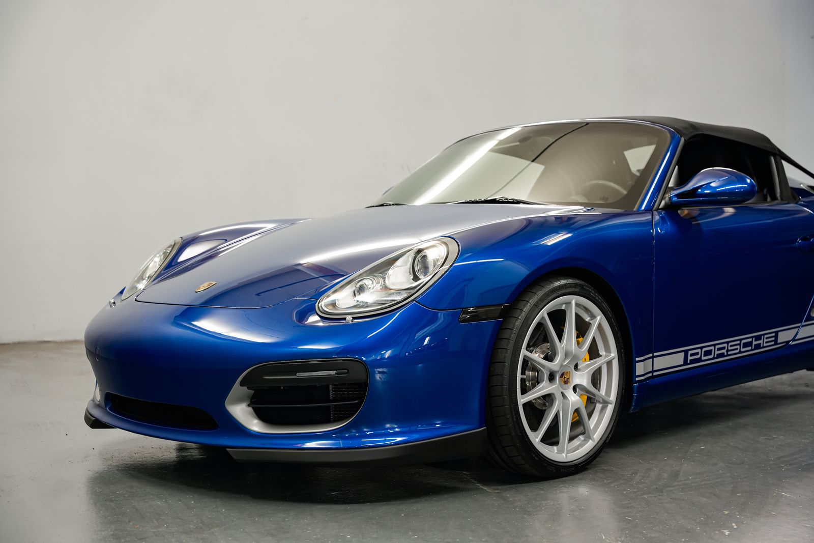 2011 Porsche Boxster Spyder — photo 31
