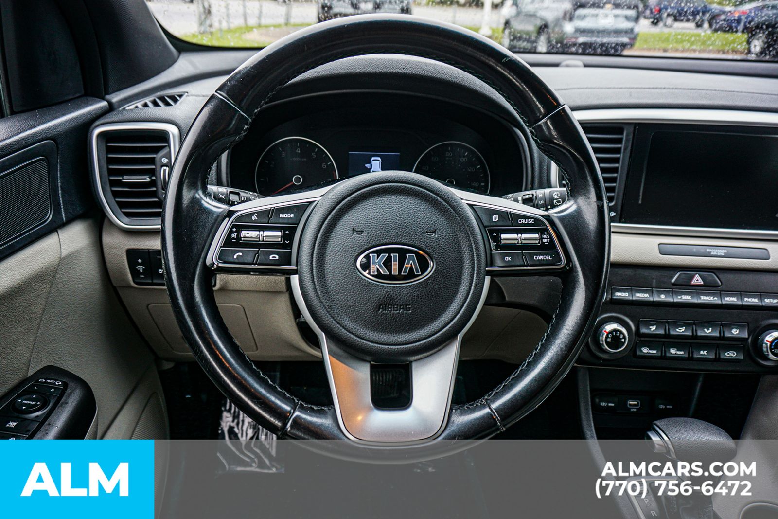 Used 2021 White Kia S image 29