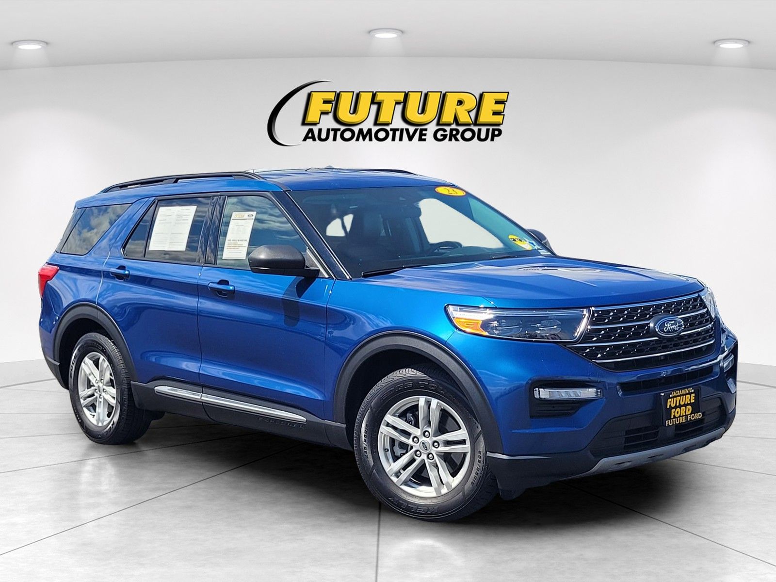 Atlas Blue Metallic 2023 Ford Explorer SUV / Crossover Rear-Wheel Drive Automatic