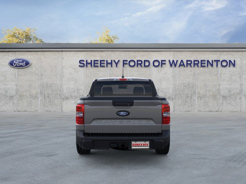 New 2025 Carbonized Gray Metallic Ford XLT image 6