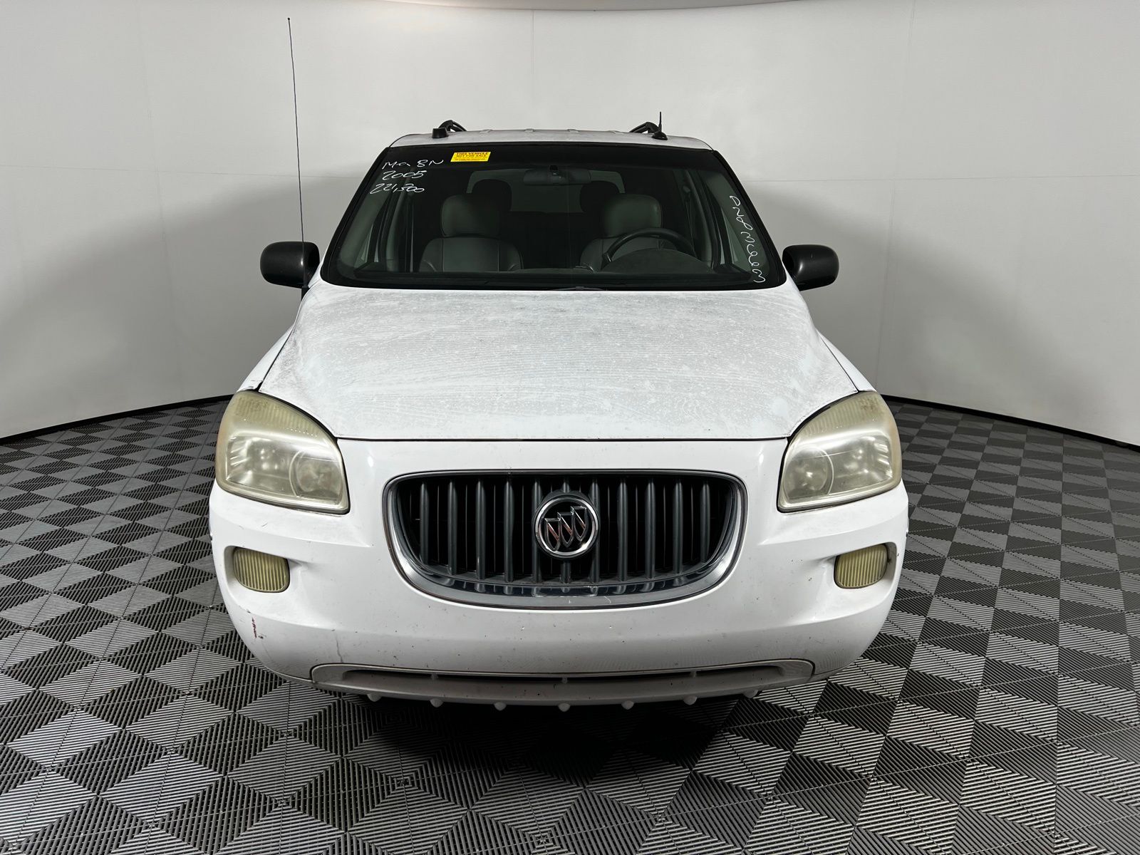 Thumbnail: 2005 Buick Terraza - 2