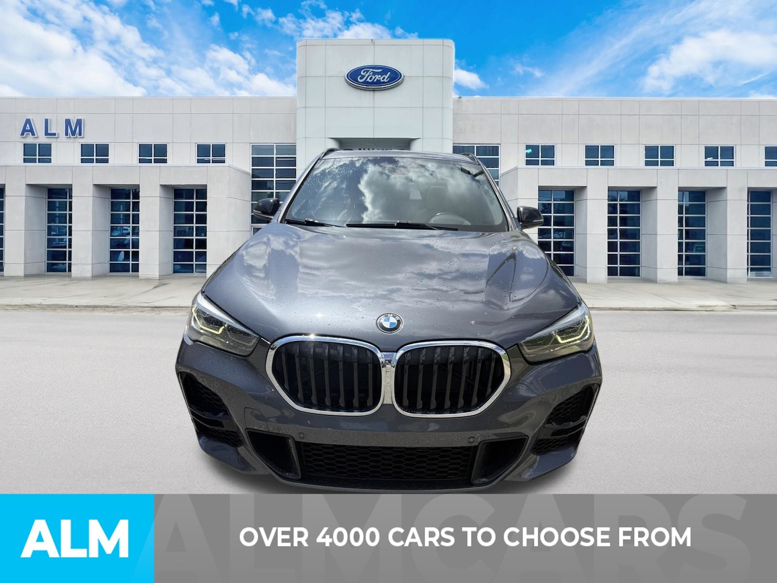 Used 2020 Gray BMW sDrive28i image 2