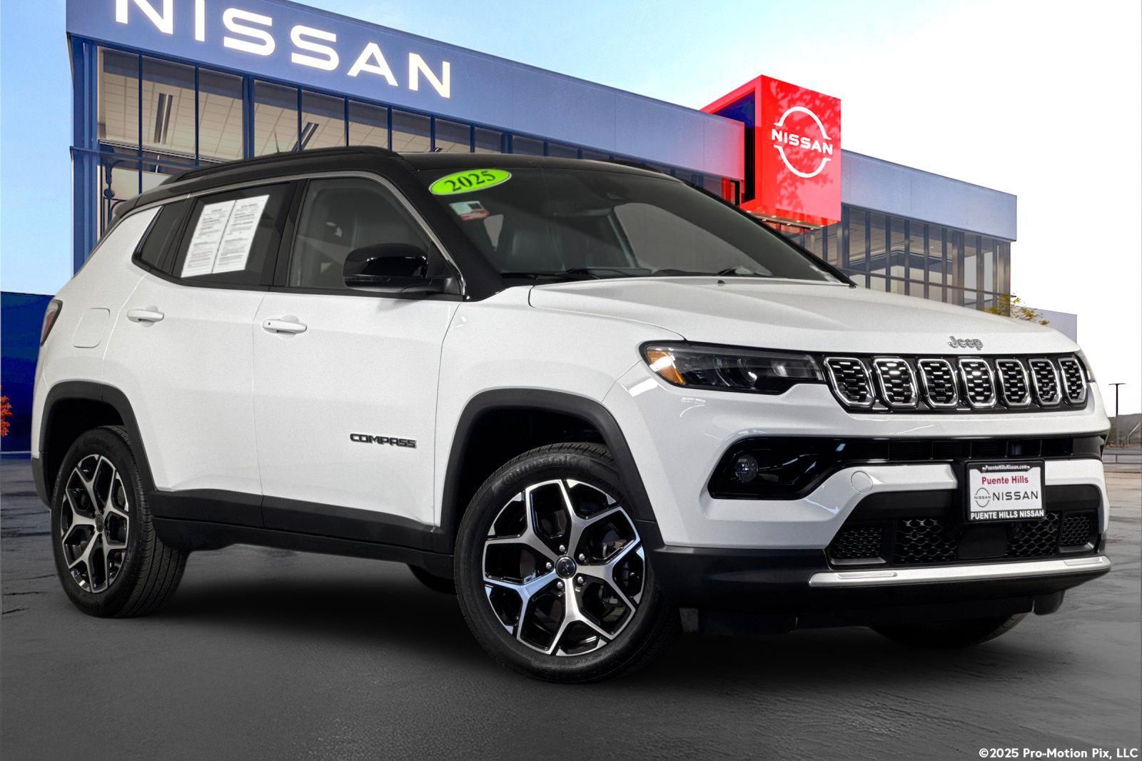 Bright White Clearcoat 2025 Jeep Compass Limited 4WD SUV / Crossover Four-Wheel Drive 8-Speed Automatic