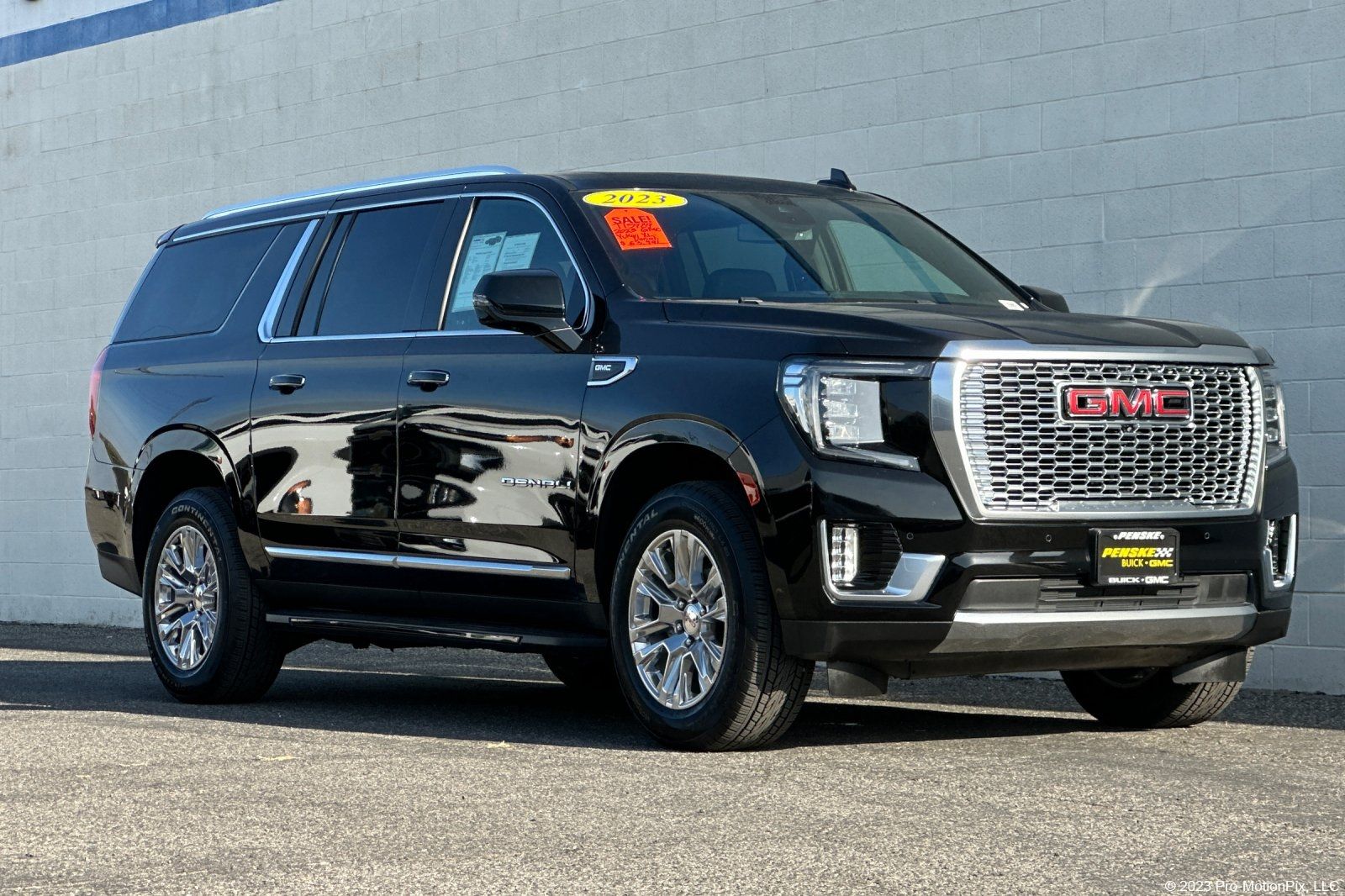 Onyx Black 2023 GMC Yukon XL SUV / Crossover Four-Wheel Drive