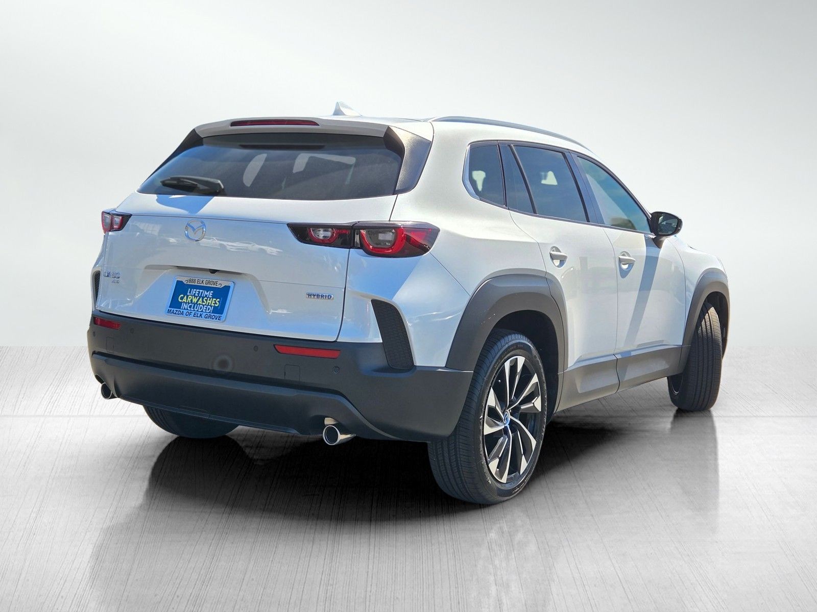 View vehicle photo 4