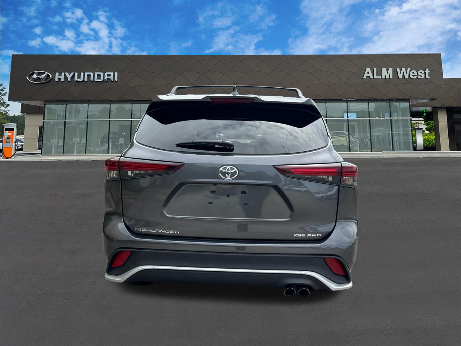 2024 Toyota Highlander XSE - Photo 6