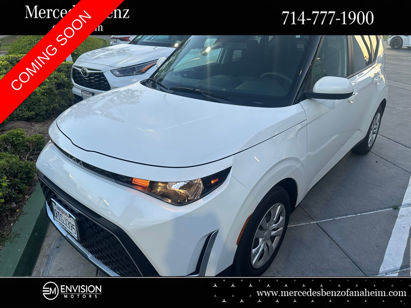 Snow White Pearl 2025 Kia Soul LX FWD SUV / Crossover Front-Wheel Drive Continuously Variable Transmission