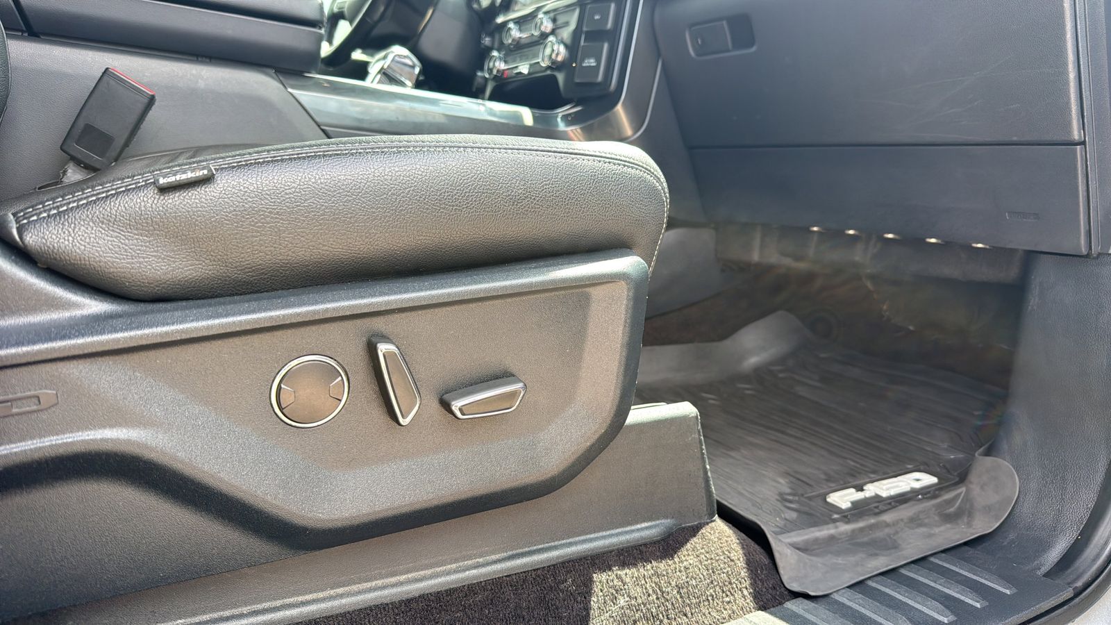 Used Car 2021 Ford F-150  Xlt For Sale Under $30,000 In Austin, Texas