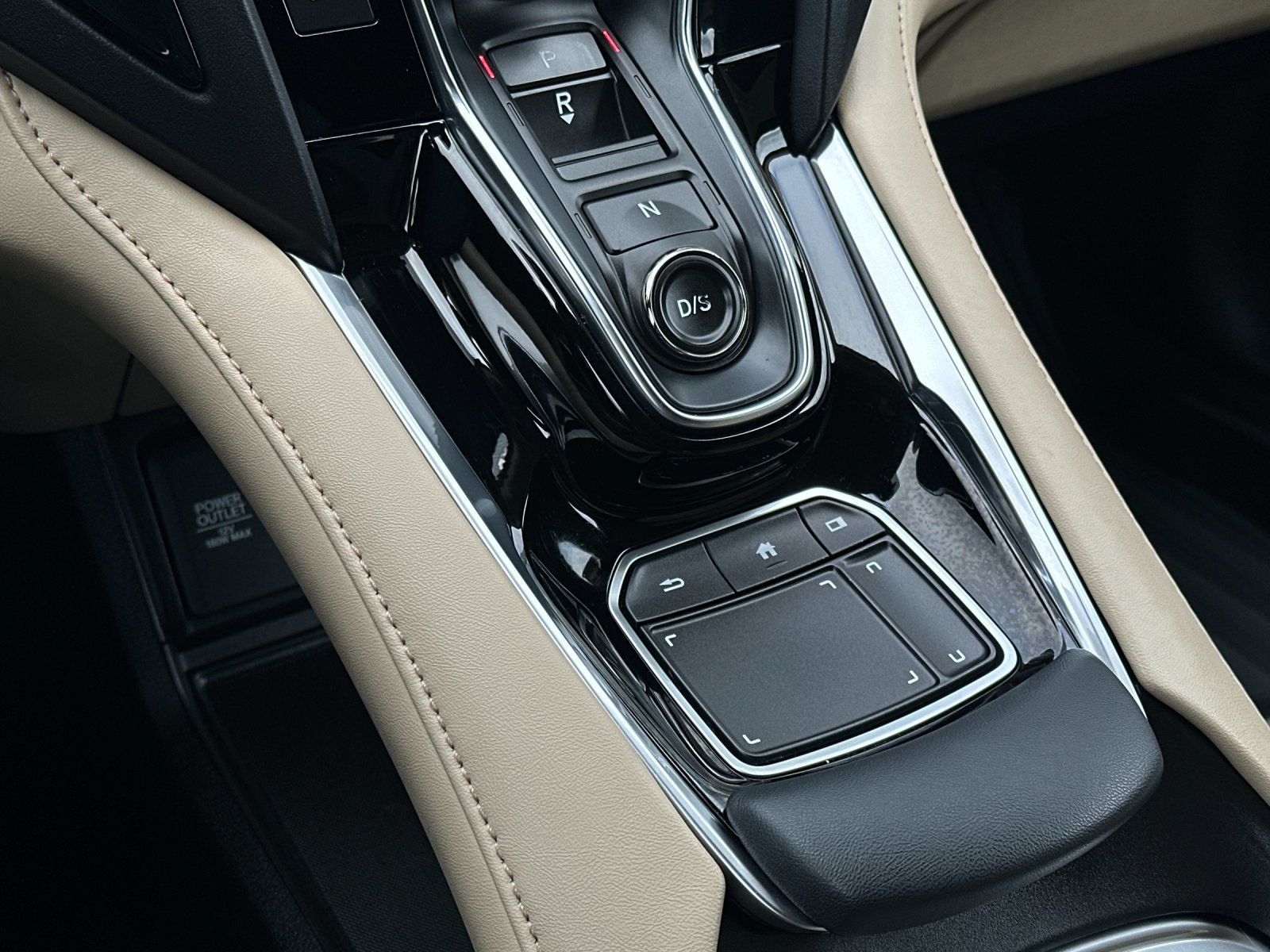 used 2019 Acura RDX car, priced at $31,498