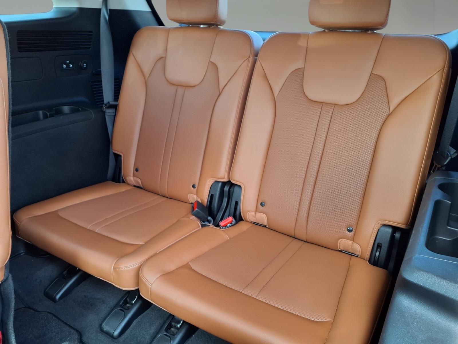 2023 Kia Sorento X-Line SX Prestige Silver at Community Kia