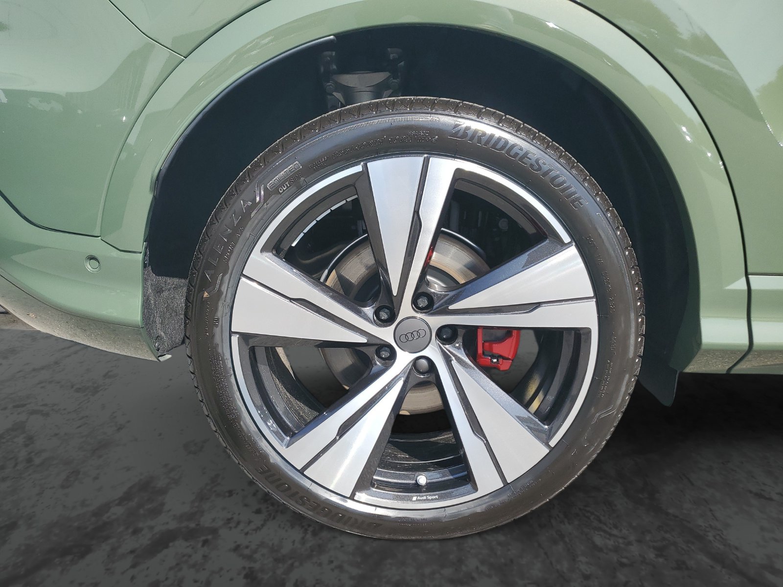 Vehicle photo