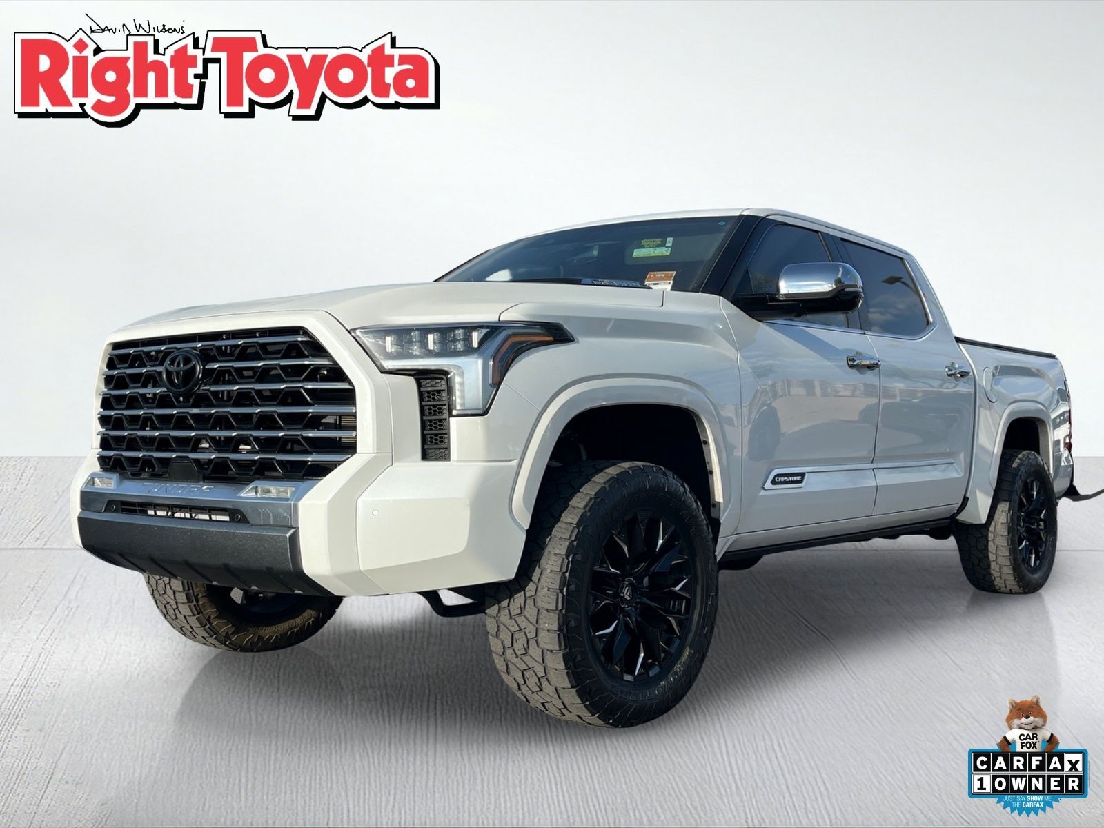 White (Wind Chill Pearl) 2024 Toyota Tundra Hybrid Pickup Truck Four-Wheel Drive Automatic