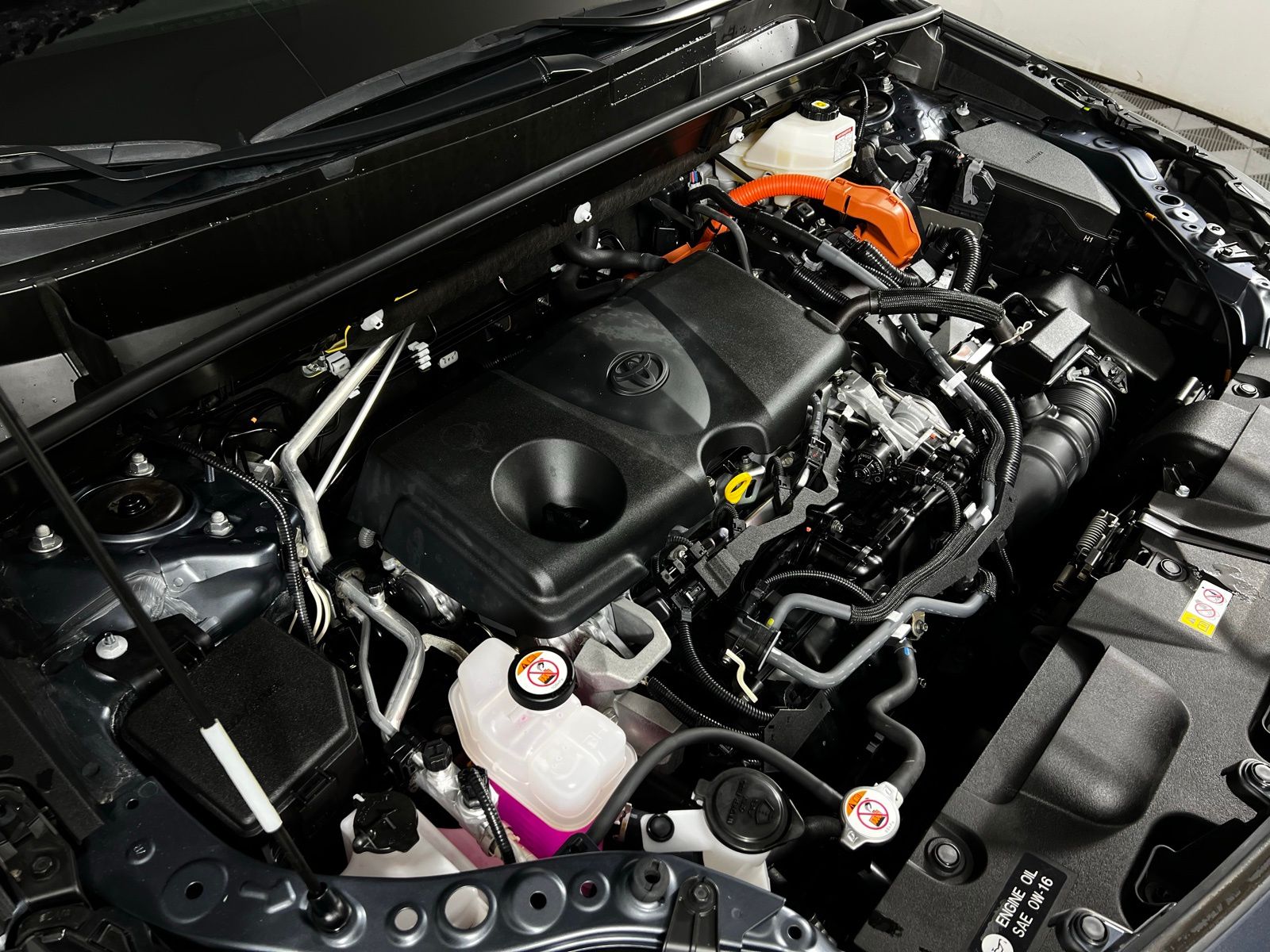2021 Toyota Venza XLE 10