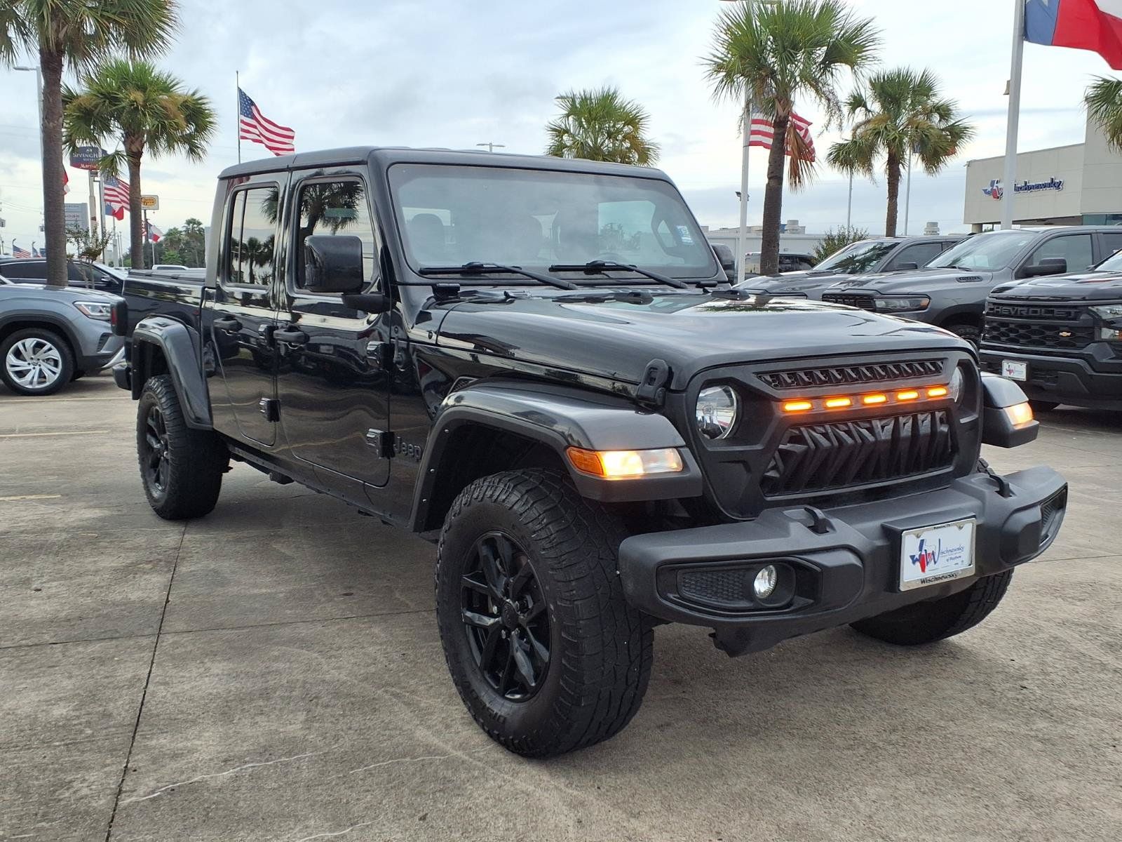 2022 Jeep Gladiator Altitude Black at Toyota of Victoria