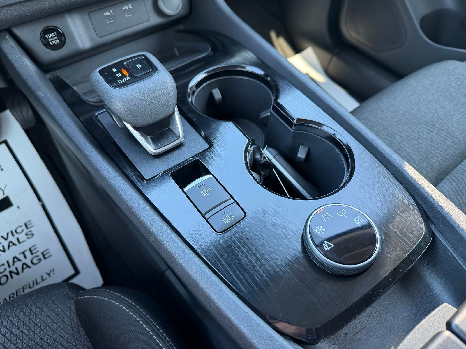 2025 Nissan Rogue image 23