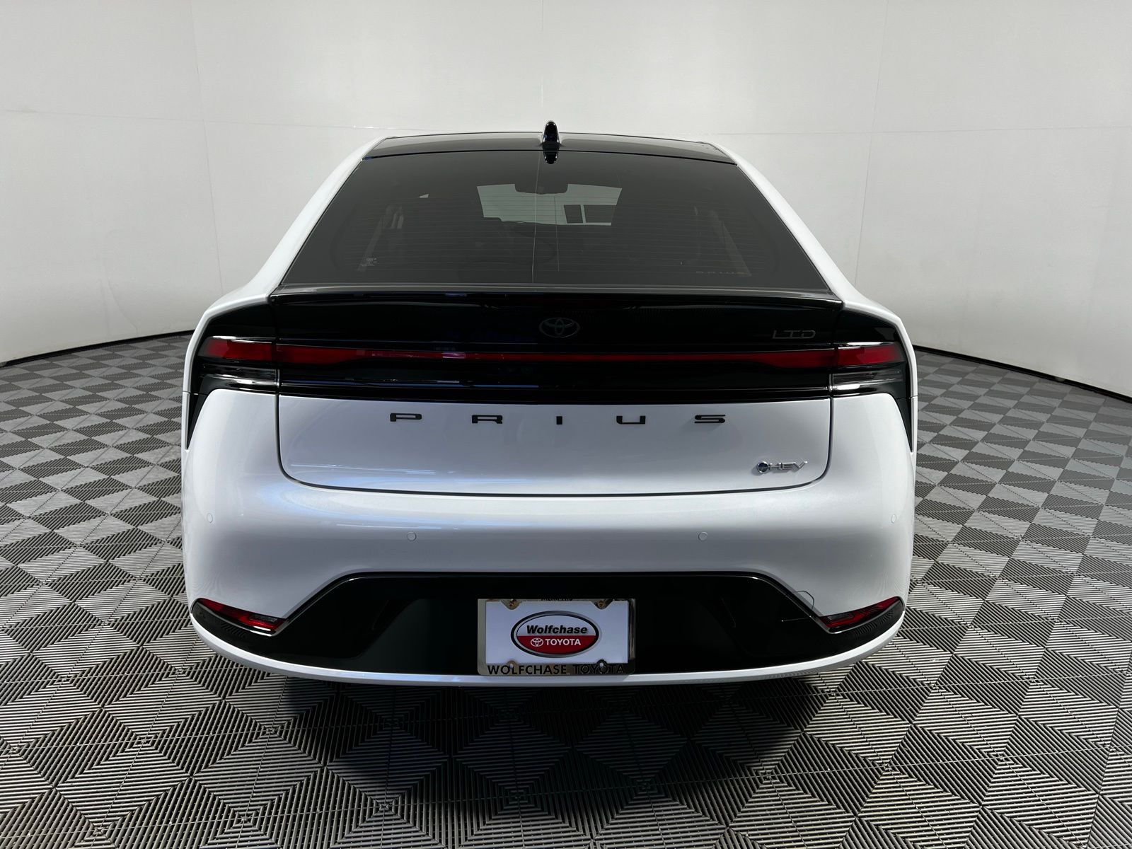 Thumbnail: 2026 Toyota Prius - 6