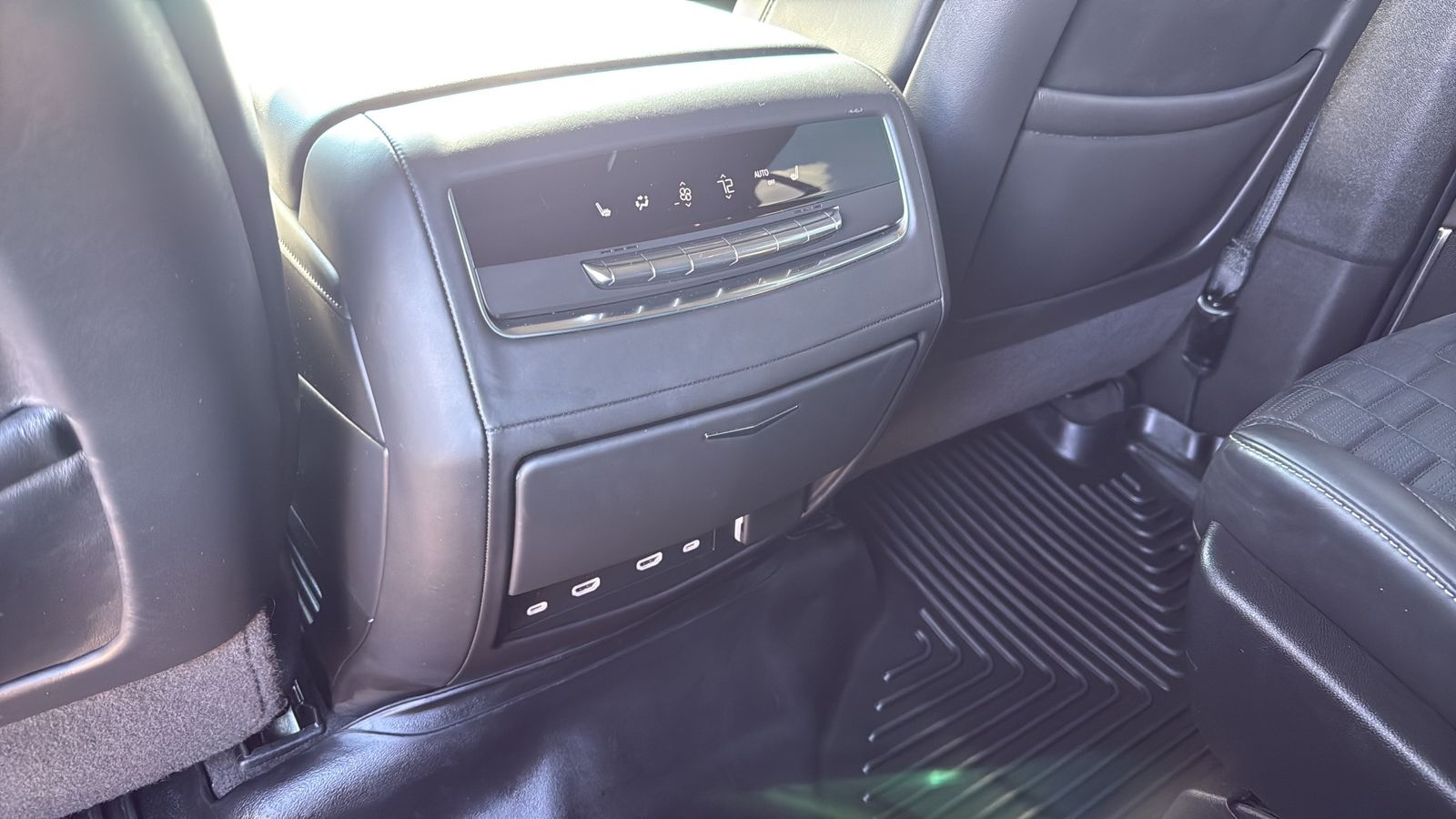 Used Car 2024 Cadillac Escalade  Sport Platinum For Sale Under $90,000 In Austin, Texas