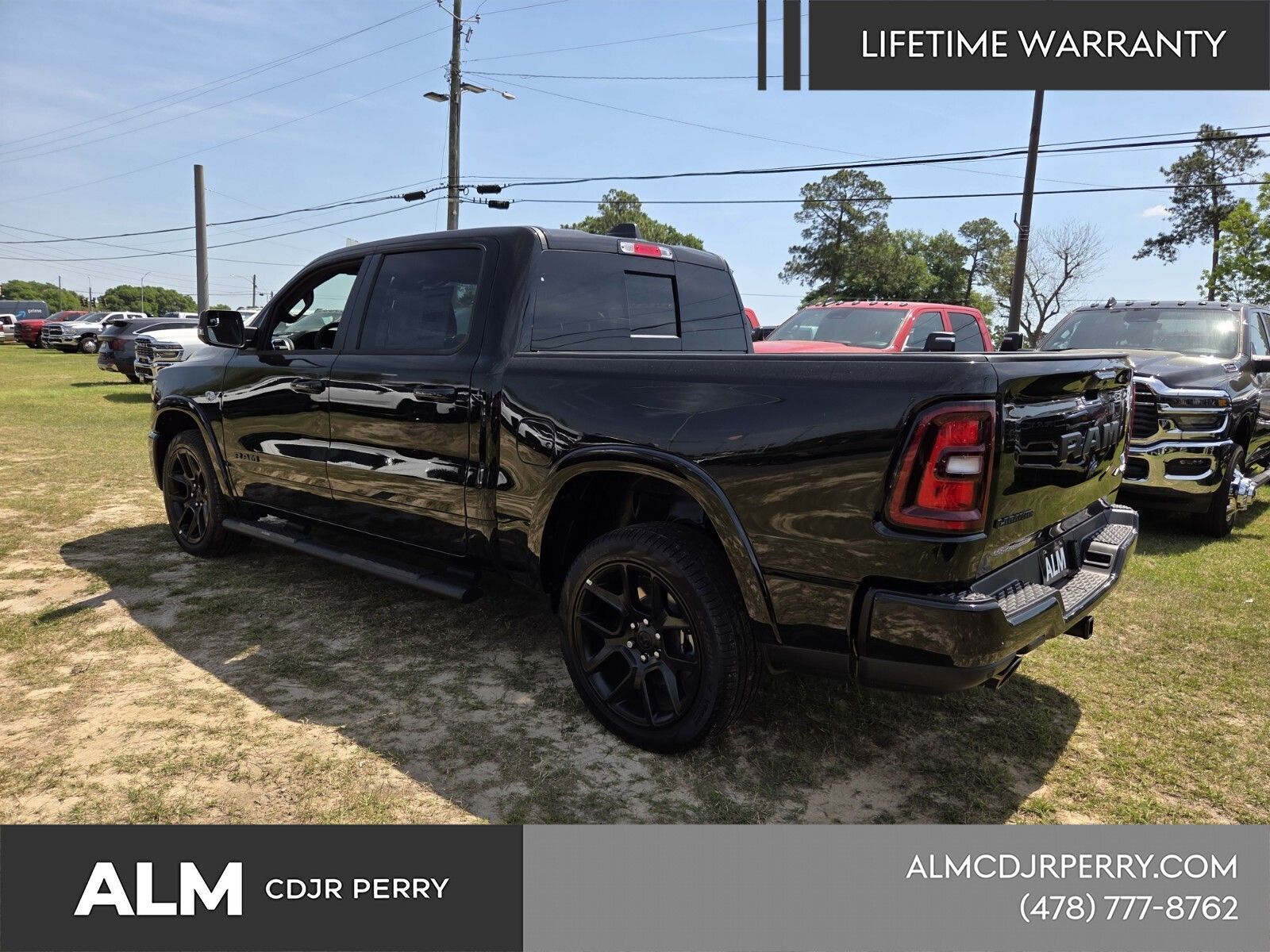 New 2026 Diamond Black Crystal Pearl-Coat Exterior Paint RAM Laramie image 10