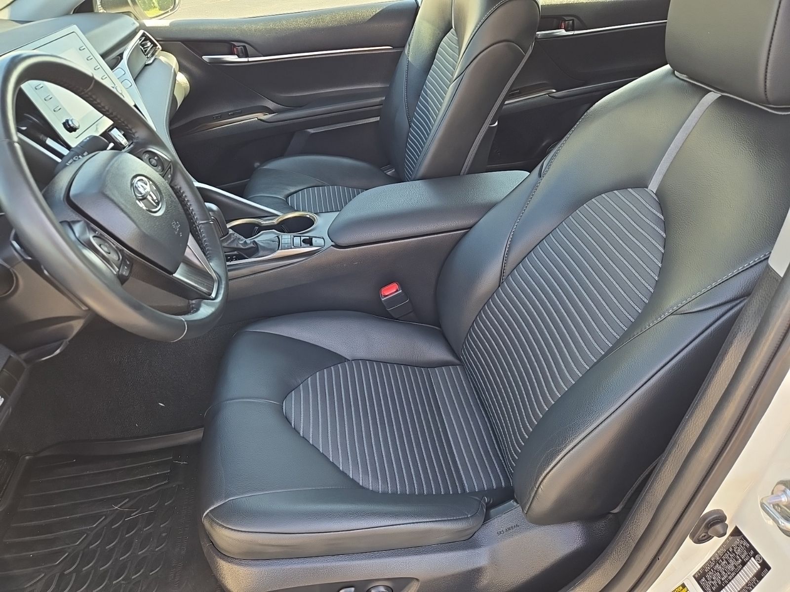 2024 Toyota Camry SE Nightshade - Photo 19