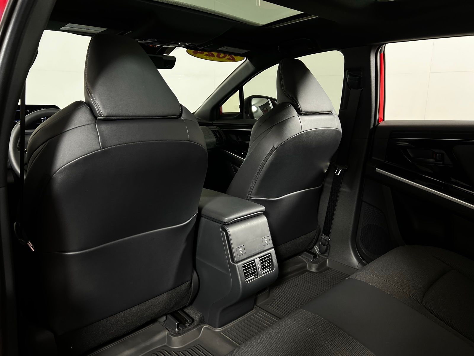 Thumbnail: 2024 Toyota bZ4X - 22