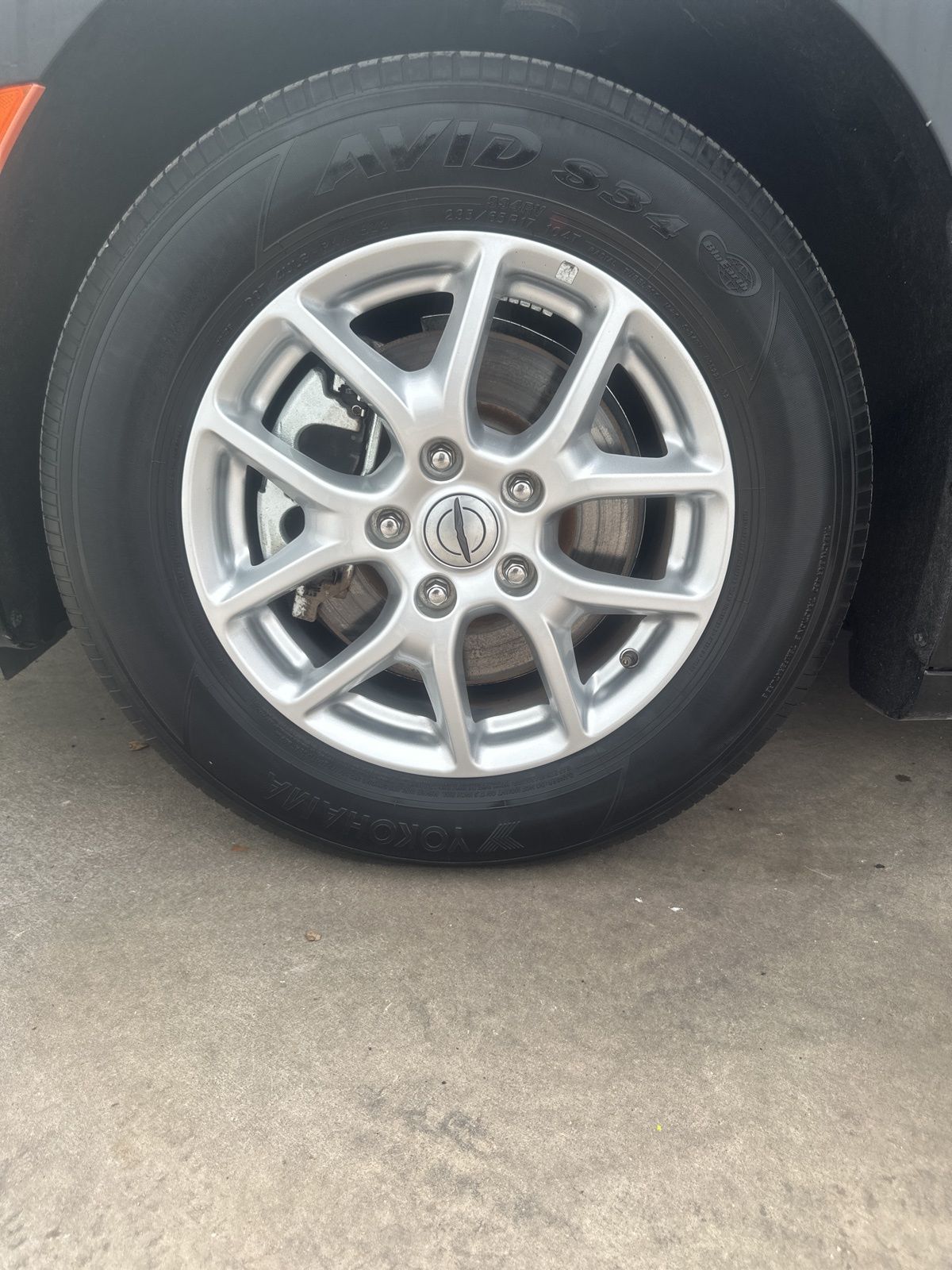 Used Car 2023 Chrysler Pacifica  Touring L For Sale Under $25,000 In Austin, Texas