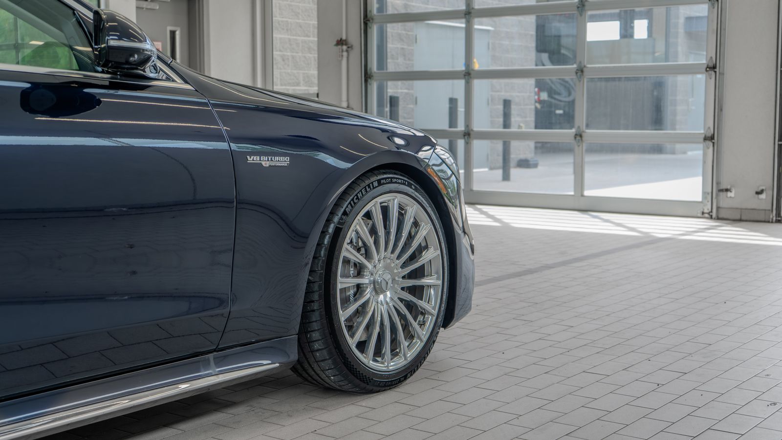 2025 Mercedes-Benz S-Class S 63 - Photo 30