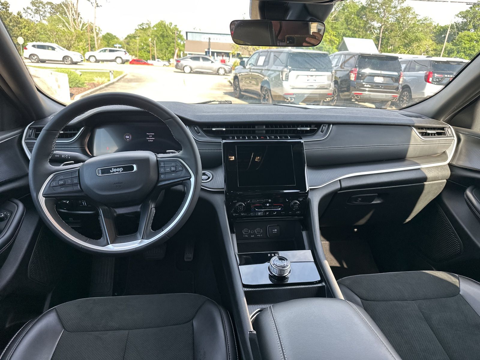 2025 Jeep Grand Cherokee Altitude - 8