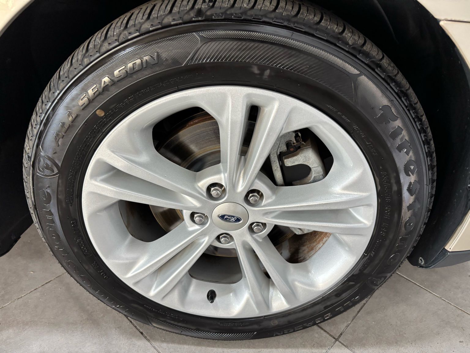 Used Car 2018 Ford Taurus  Se For Sale Under $15,000 In Austin, Texas