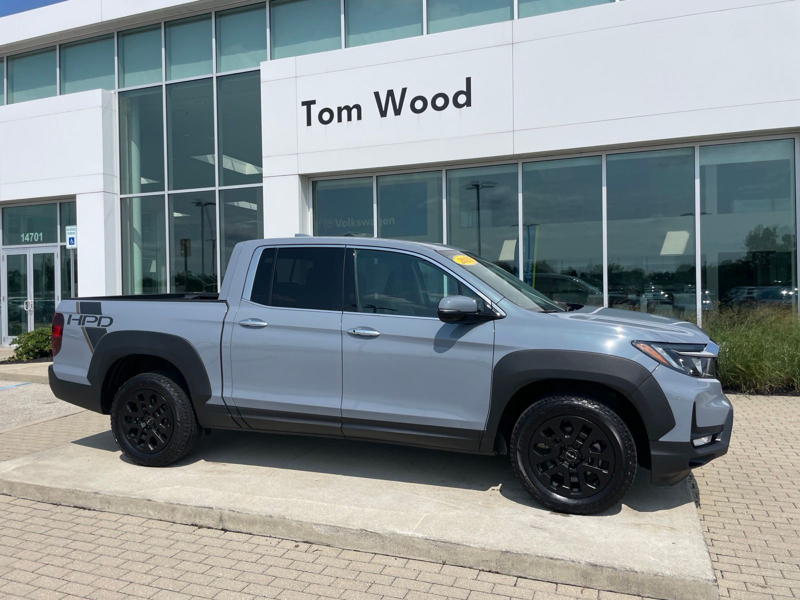 Gray 2023 Honda Ridgeline Pickup Truck All-Wheel Drive 9-Speed Automatic