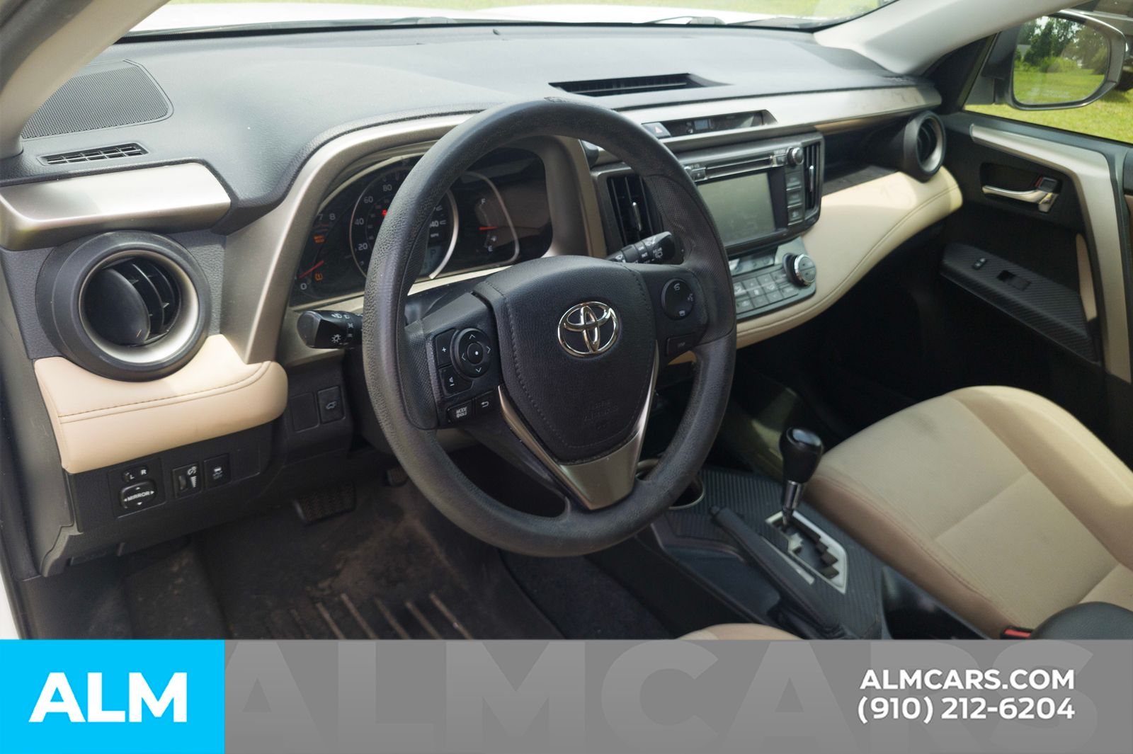 Used 2015 Super White Toyota XLE image 6