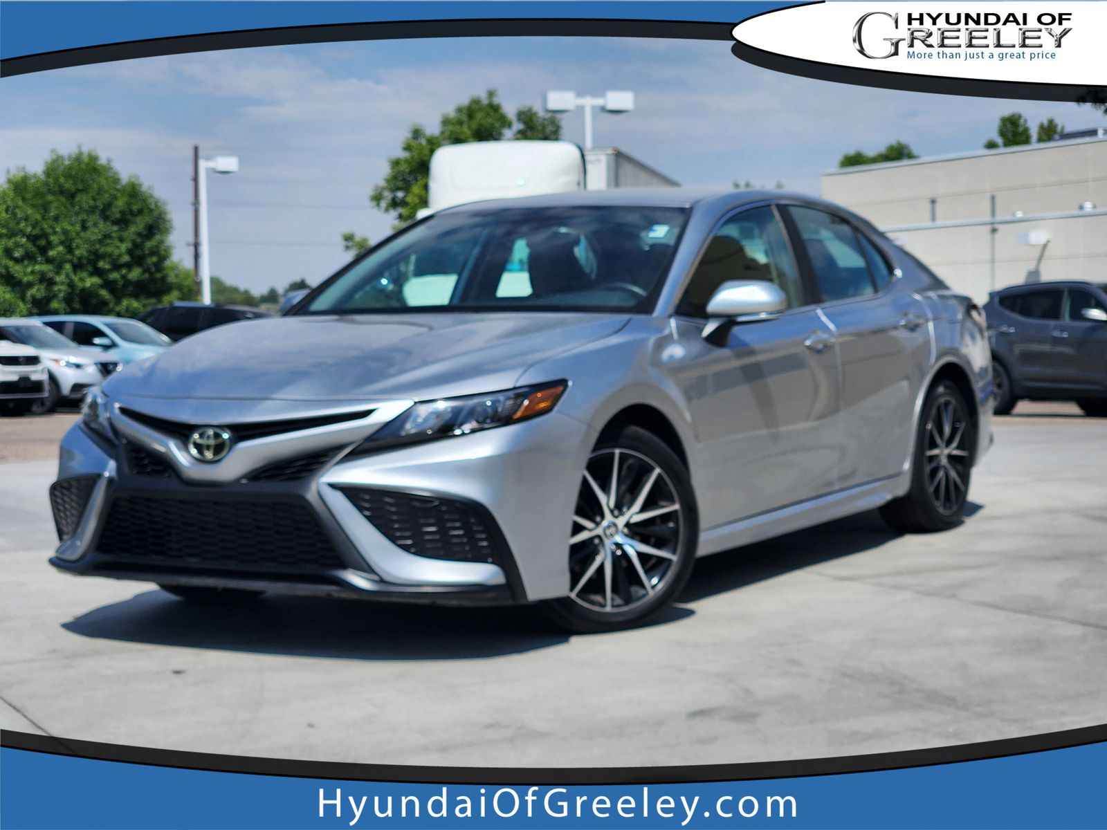 2024 Toyota Camry SE FWD