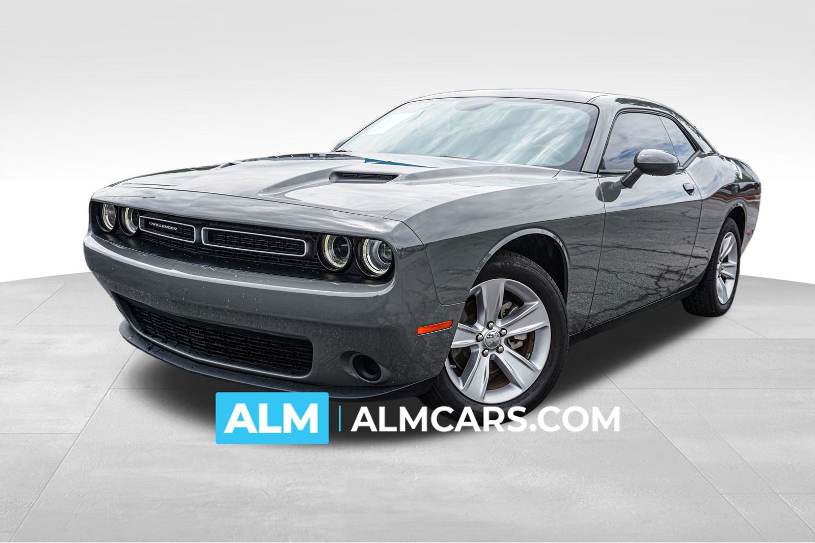 Destroyer Gray Clearcoat 2023 Dodge Challenger SXT RWD Coupe Rear-Wheel Drive 8-Speed Automatic