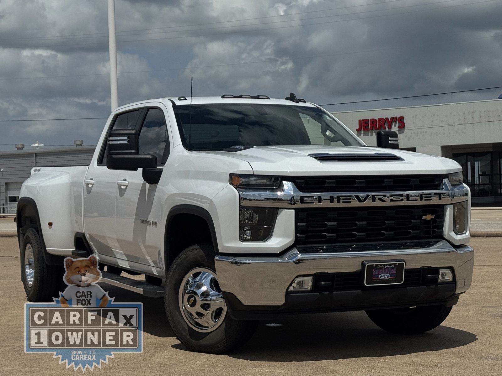 2022 Chevrolet Silverado 3500HD LT Crew Cab 4WD