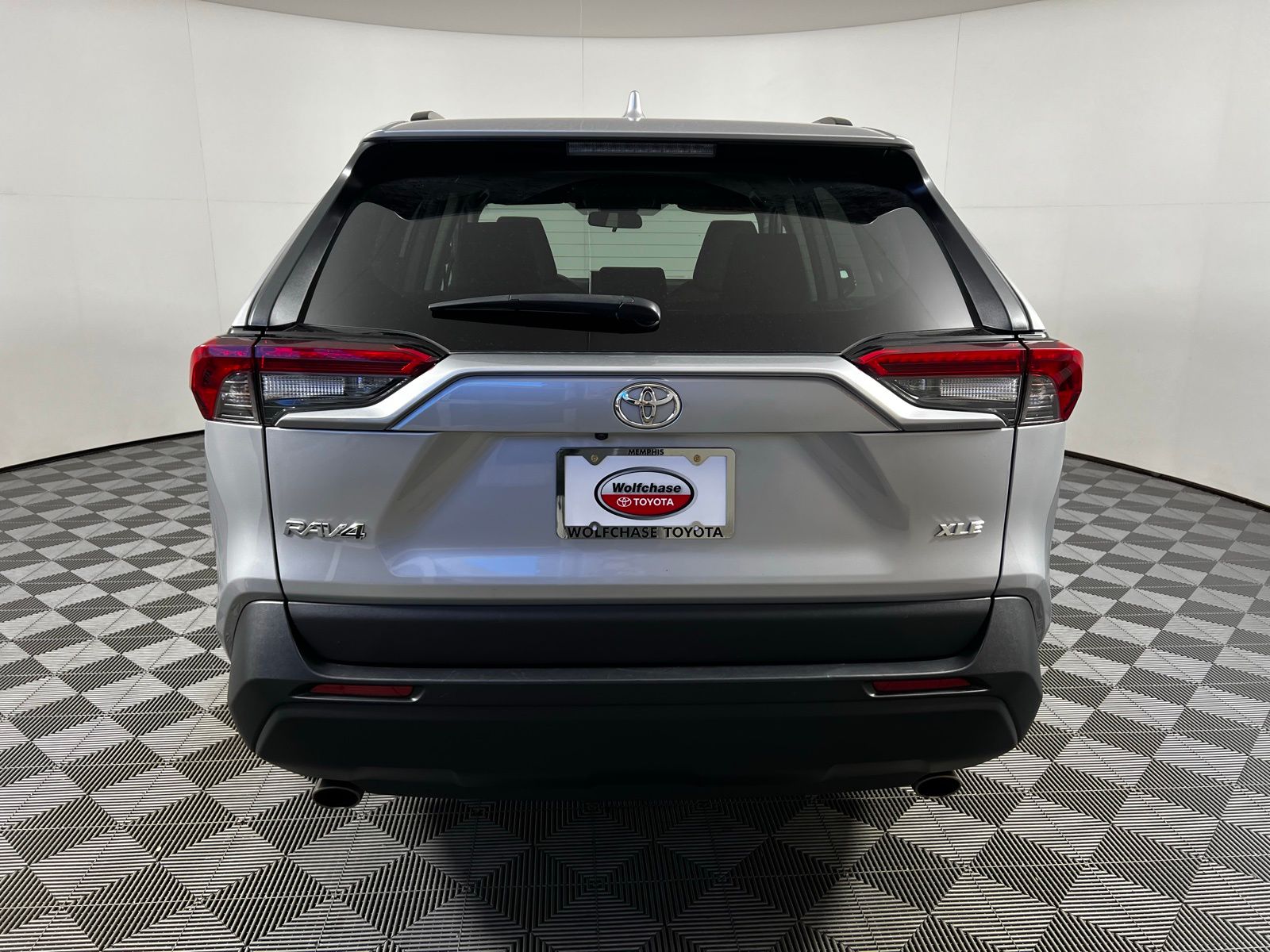 Thumbnail: 2024 Toyota RAV4 - 6