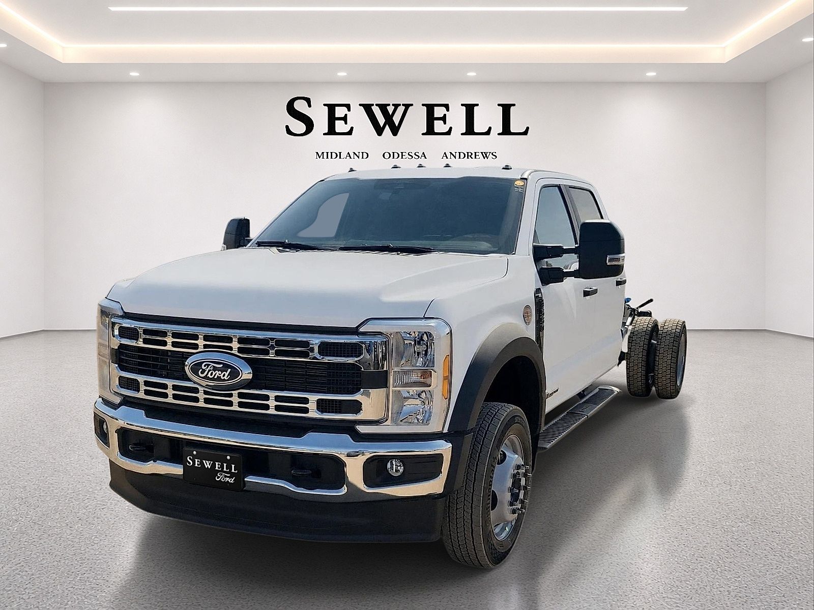 2027 Ford F-550SD