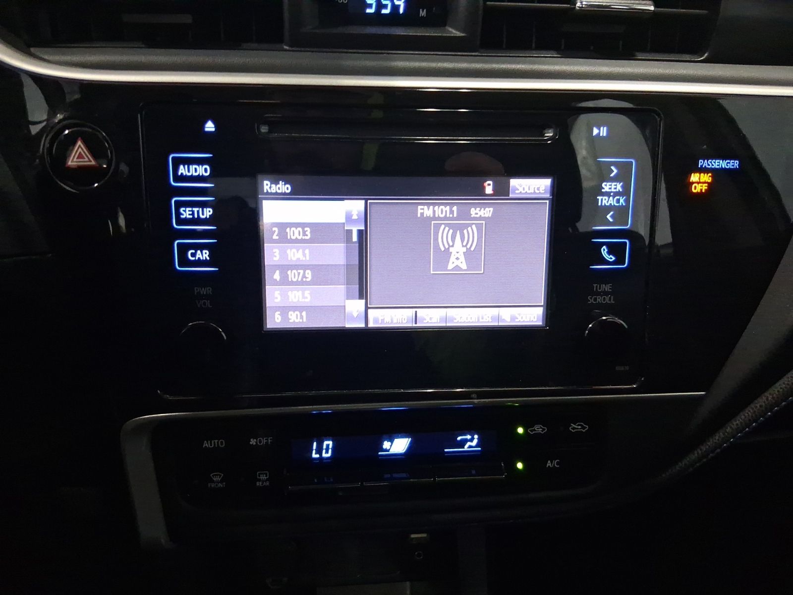 Used Car 2019 Toyota Corolla  Se For Sale Under $15,000 In Austin, Texas