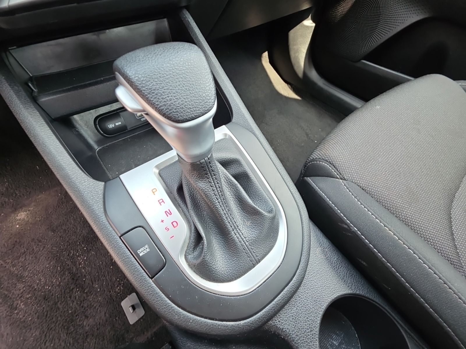 Used 2023 Gray Kia LXS image 20