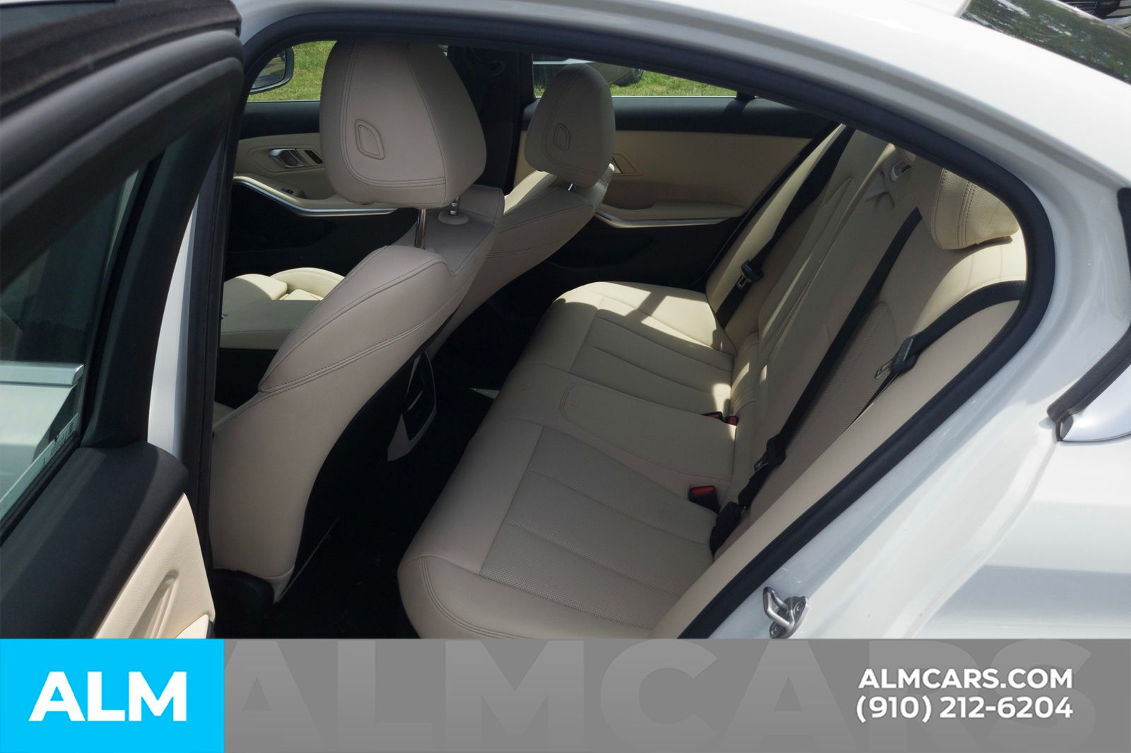 Used 2026 Alpine White BMW 330i image 17