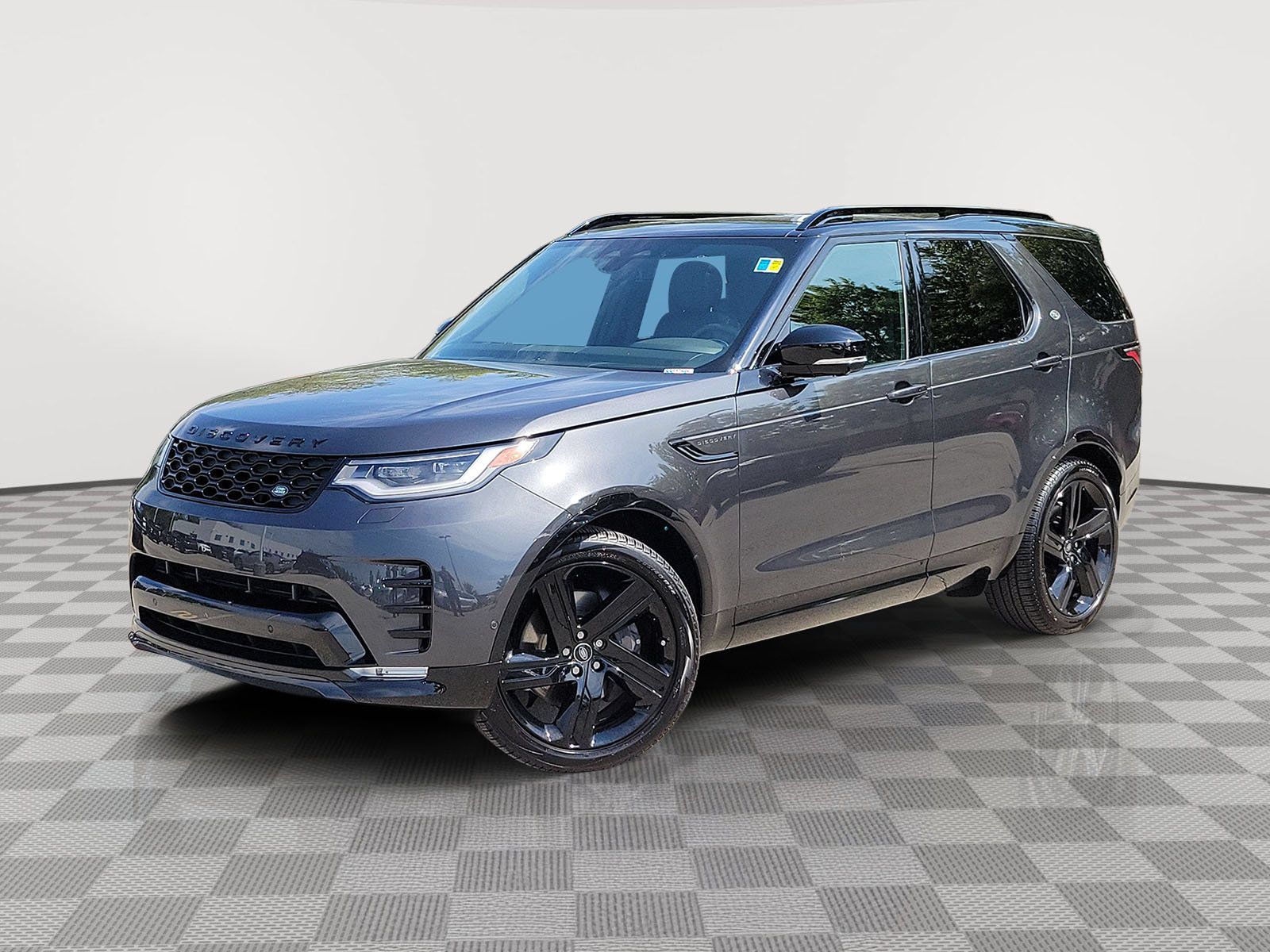 2025 Land Rover Discovery P360 Dynamic SE AWD
