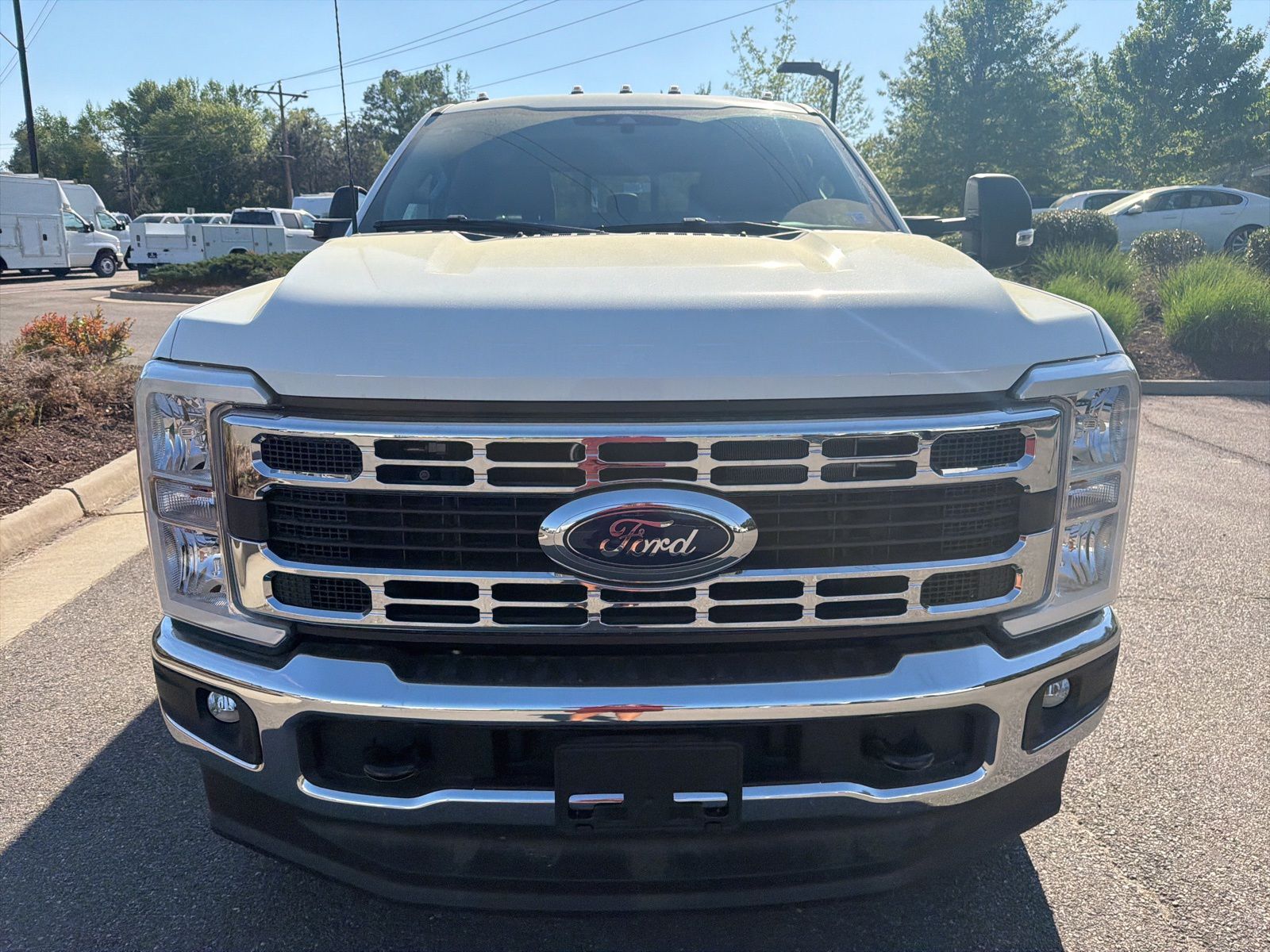 New 2026 Oxford White Ford XL image 21