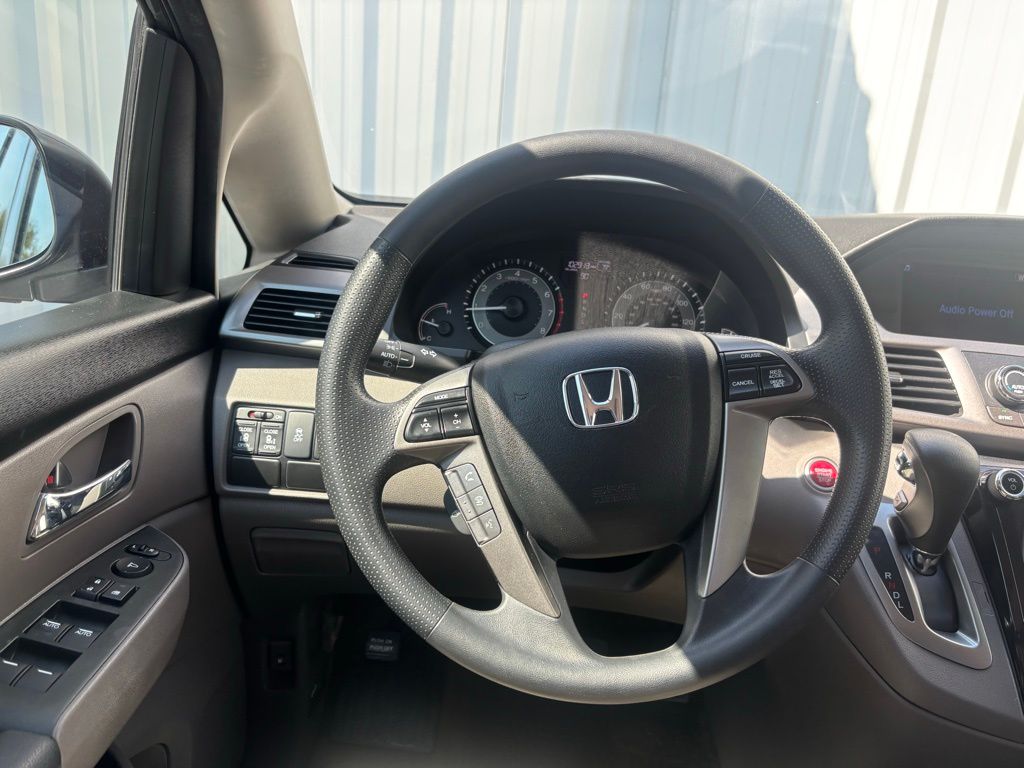 Used Car 2016 Honda Odyssey  Se For Sale Under $20,000 In Austin, Texas