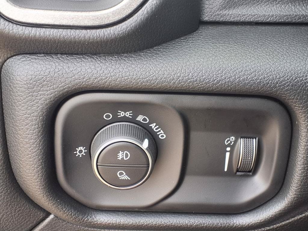 2026 Ram 2500 Tradesman - 9