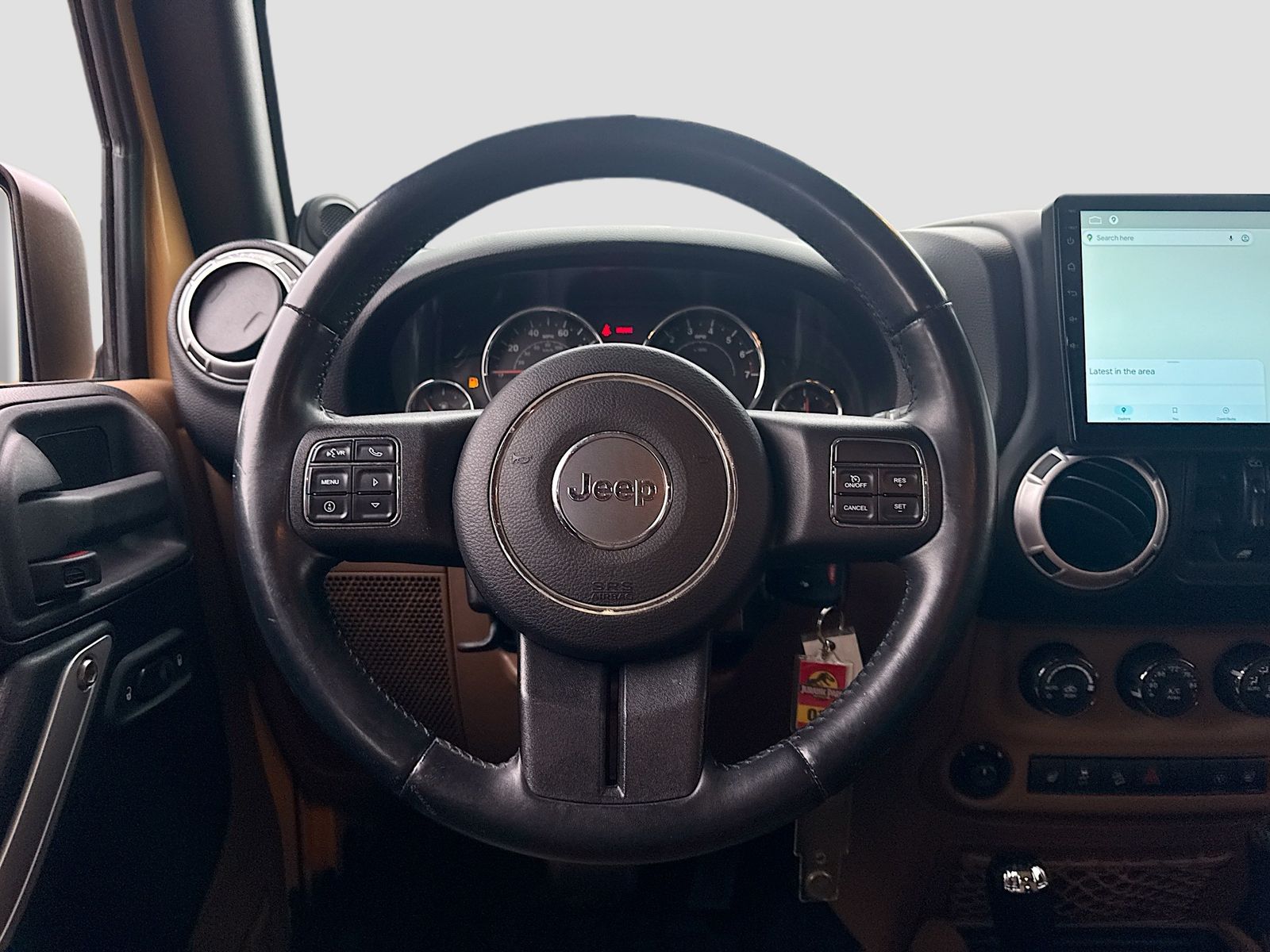 Used 2013 Beige Jeep Unlimited Sahara image 24