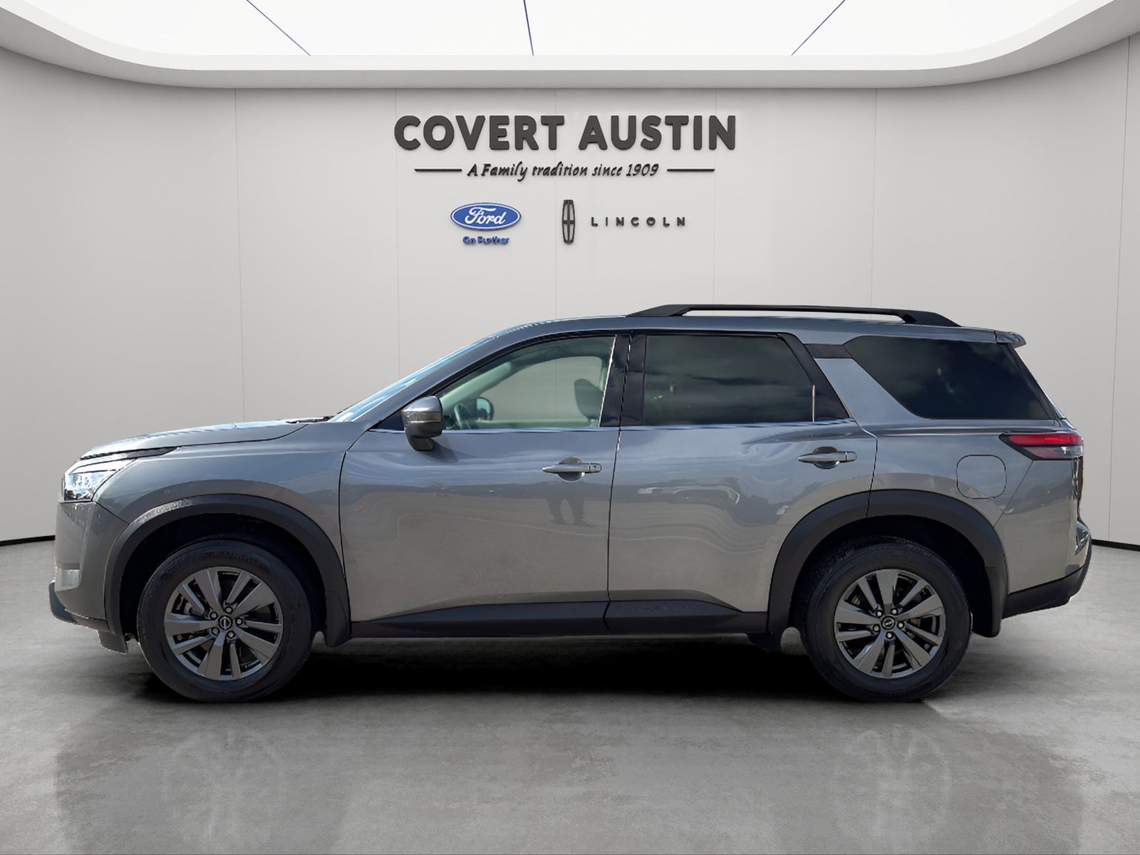 Used Car 2024 Nissan Pathfinder  Sv For Sale Under $30,000 In Austin, Texas