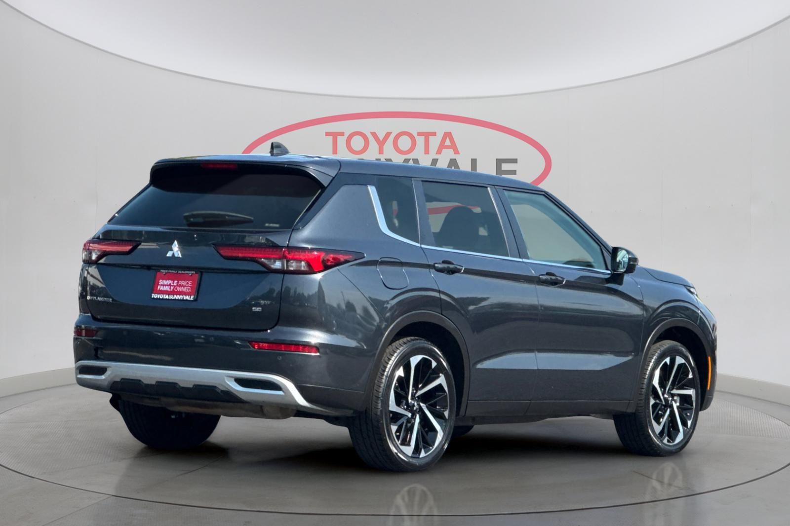 Used 2024 Mitsubishi Outlander SUV