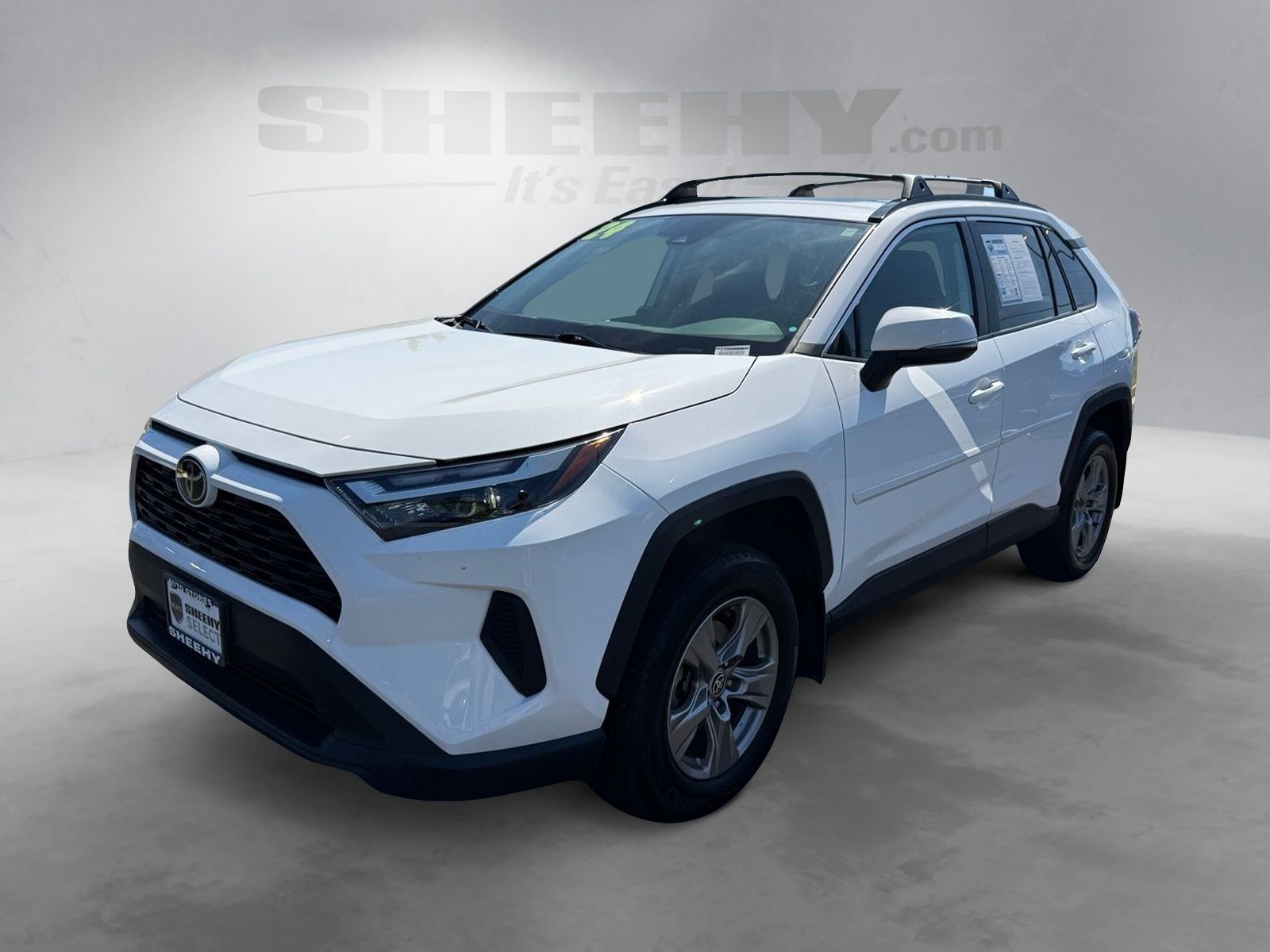 Used 2024 White Toyota XLE image 16