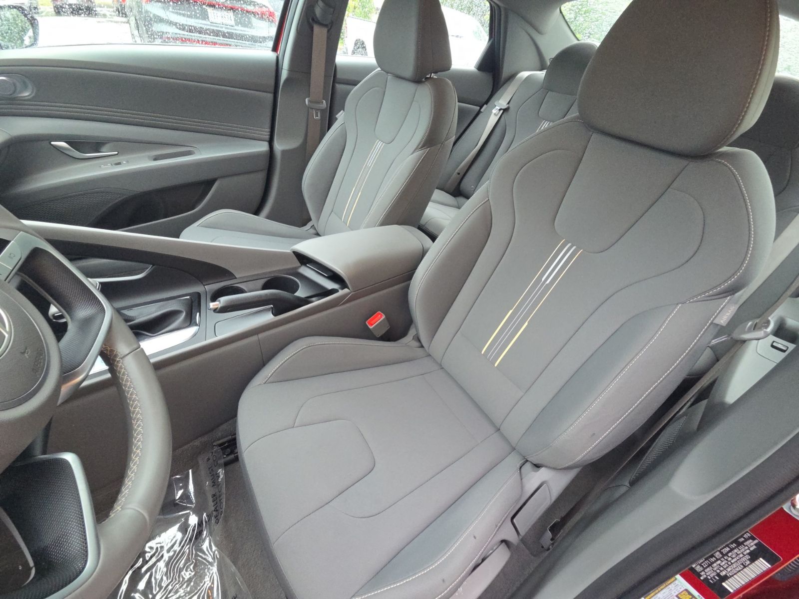 Used 2025 Red Hyundai SEL Sport image 9