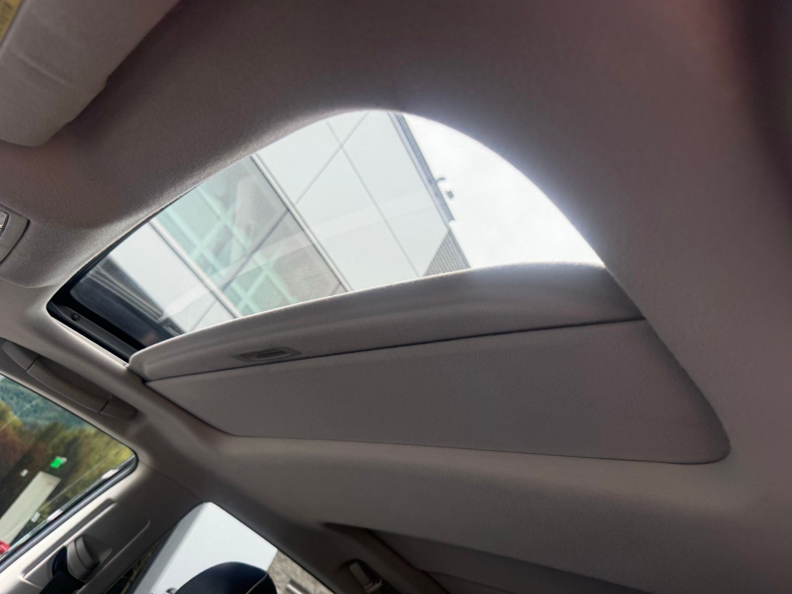 Used 2014 Black Toyota Limited image 10