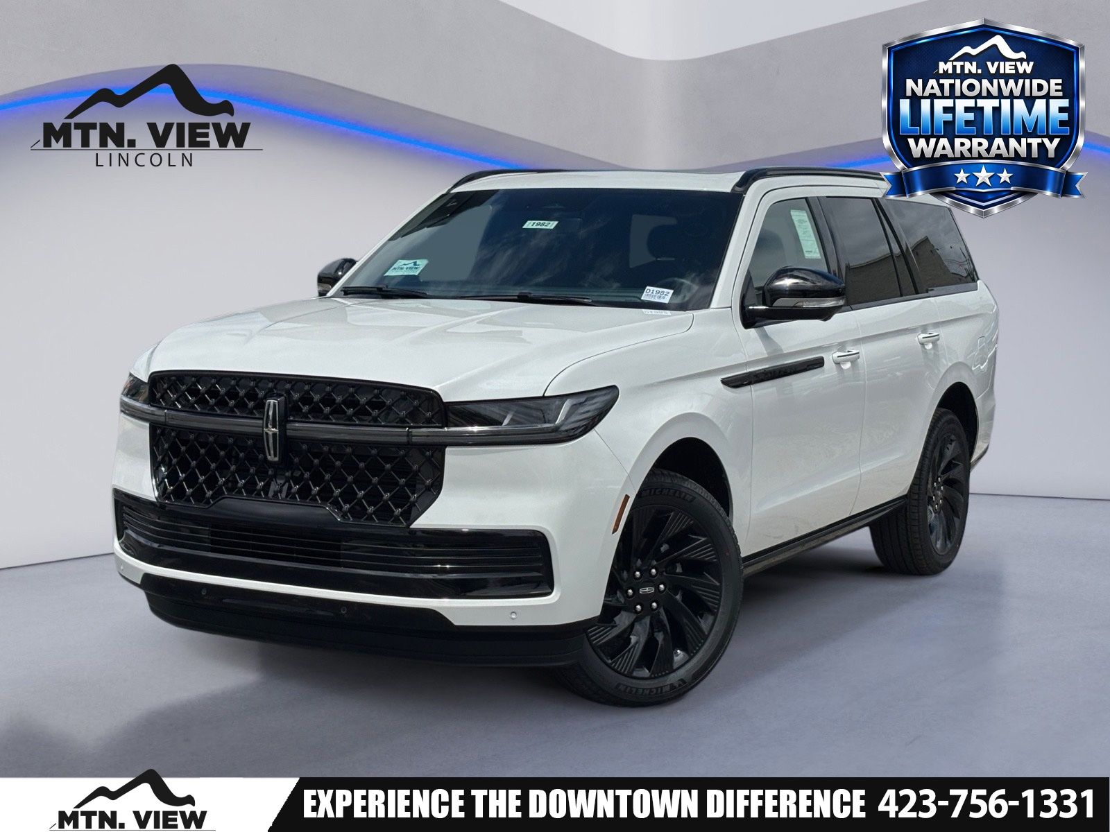 White Metallic 2026 Lincoln Navigator SUV / Crossover Four-Wheel Drive Automatic