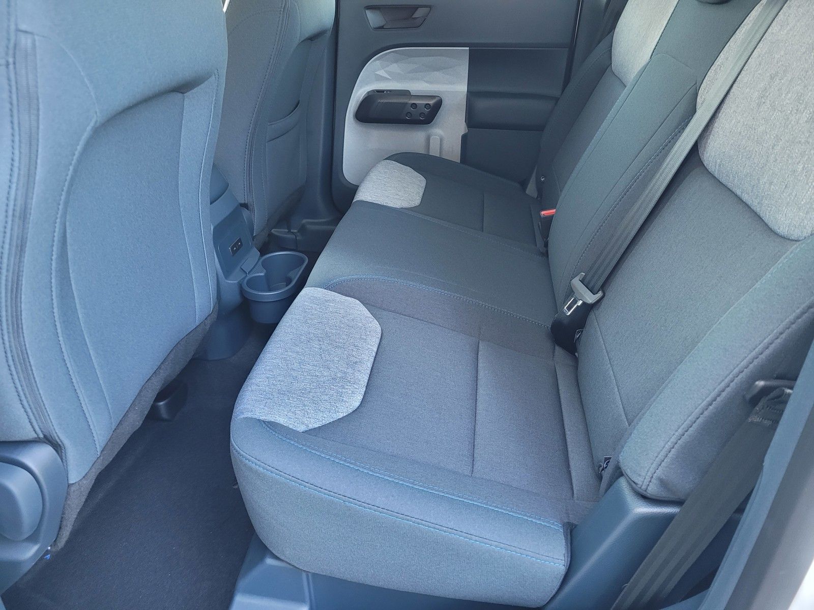 New 2026 White Ford XLT image 7